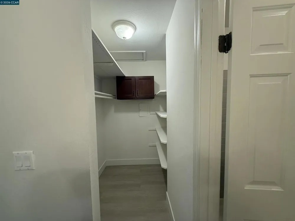 2564 Walnut Blvd Walnut Creek, CA 94596