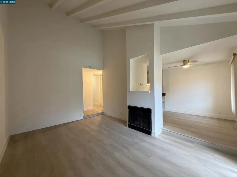 2564 Walnut Blvd Walnut Creek, CA 94596