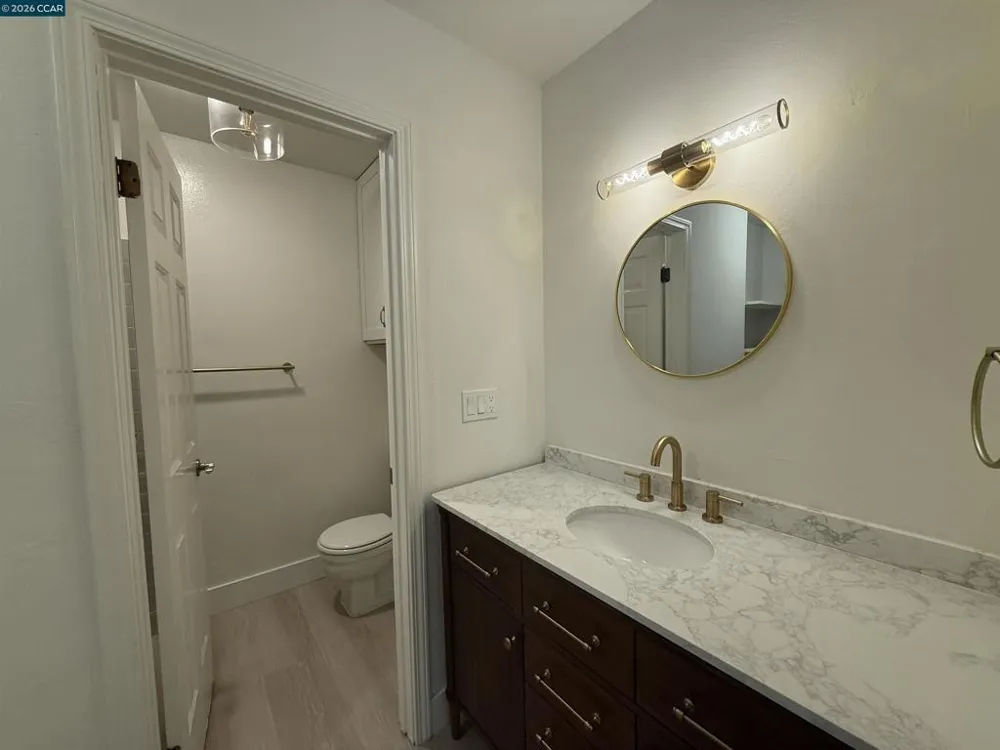 2564 Walnut Blvd Walnut Creek, CA 94596