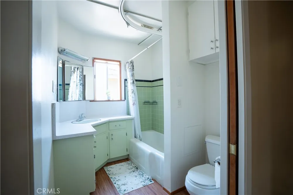 12315 Pomering Downey, CA 90242