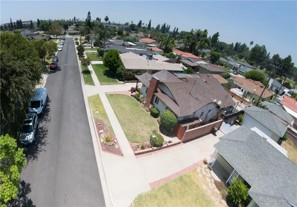 12315 Pomering Downey, CA 90242