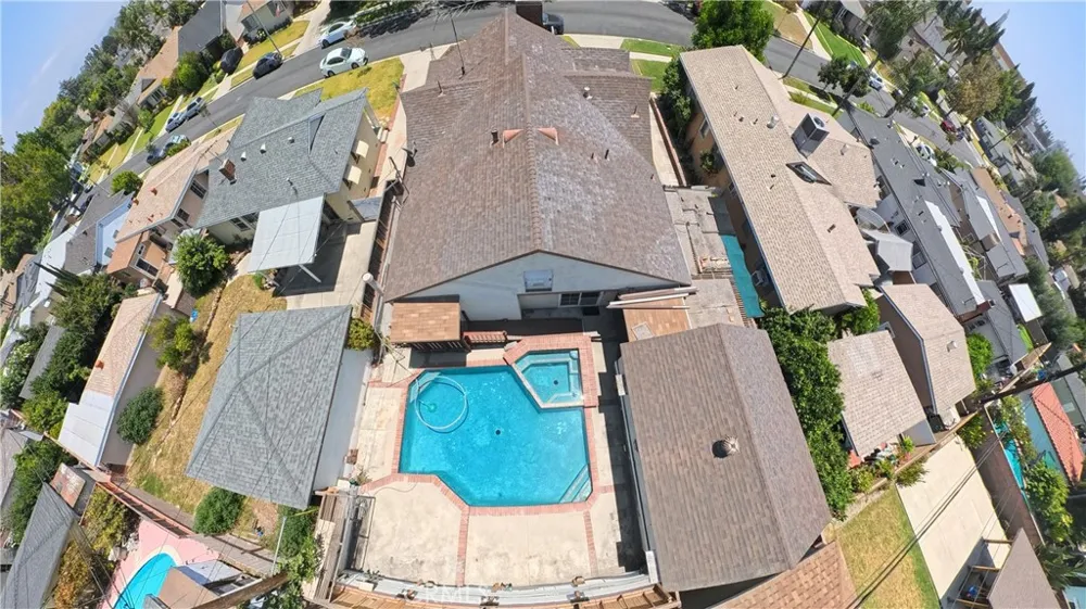 12315 Pomering Downey, CA 90242