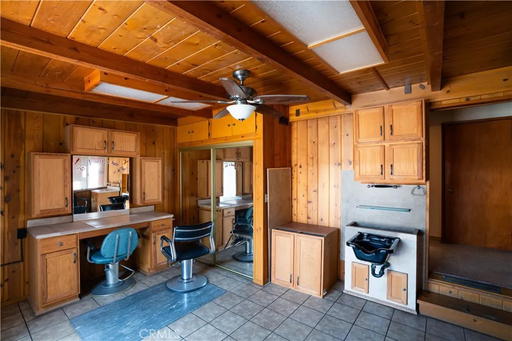 12315 Pomering Downey, CA 90242