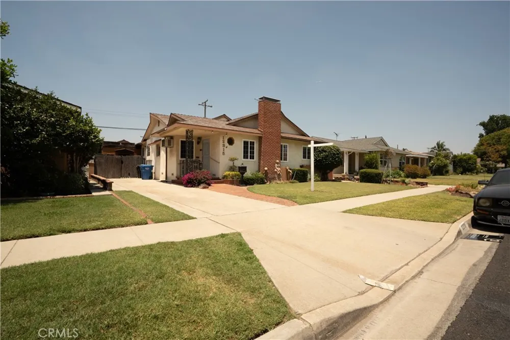 12315 Pomering Downey, CA 90242