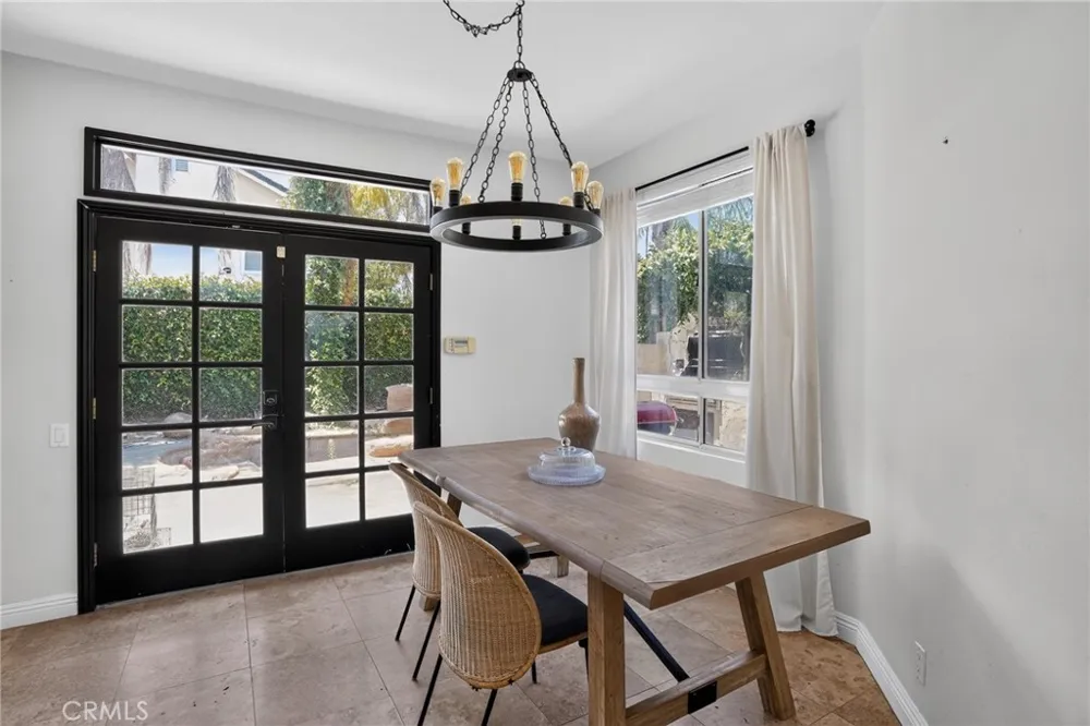 4248 Riverglen Street Moorpark, CA 93021