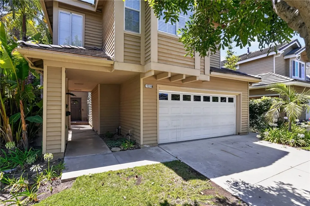 4248 Riverglen Street Moorpark, CA 93021