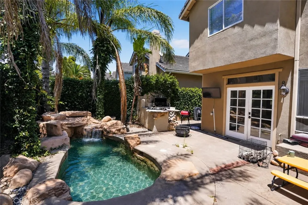 4248 Riverglen Street Moorpark, CA 93021