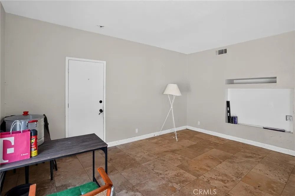 4248 Riverglen Street Moorpark, CA 93021