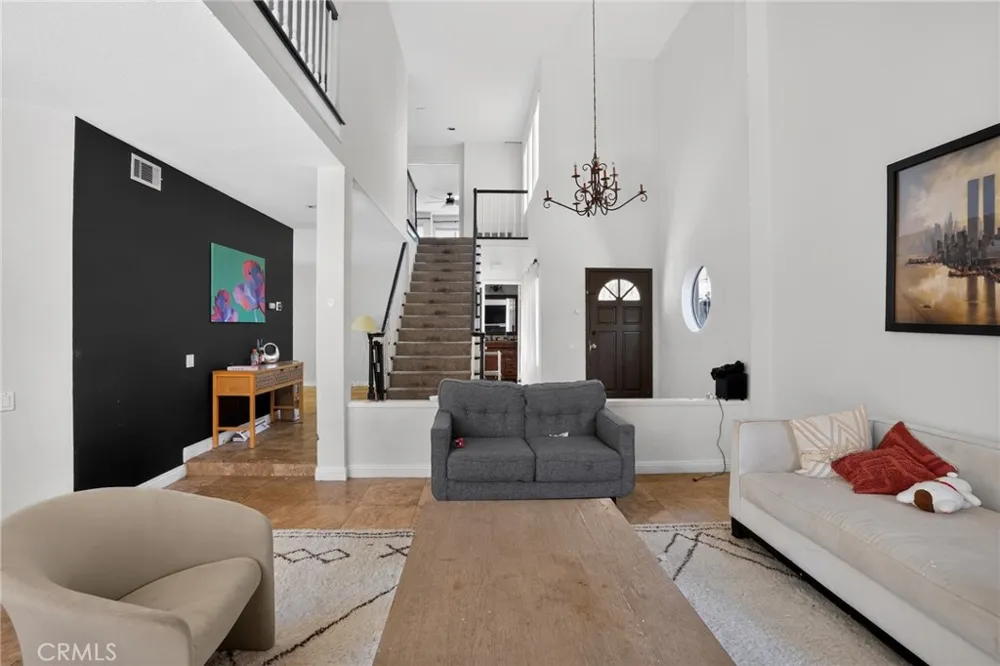 4248 Riverglen Street Moorpark, CA 93021