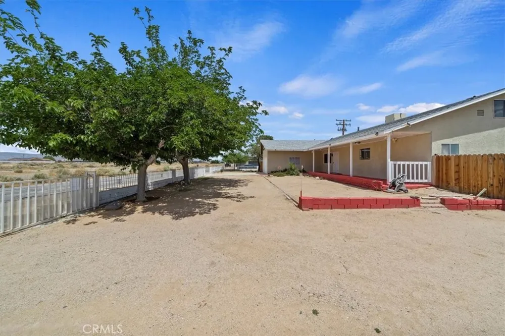 20548 Neuralia Road California City, CA 93505