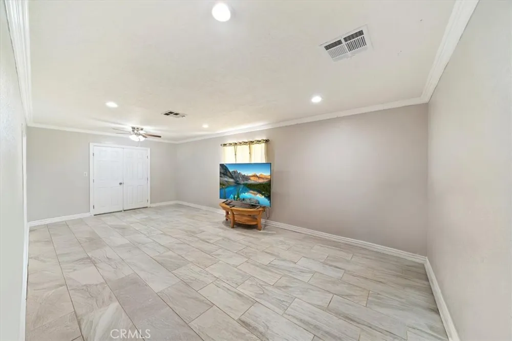 20548 Neuralia Road California City, CA 93505