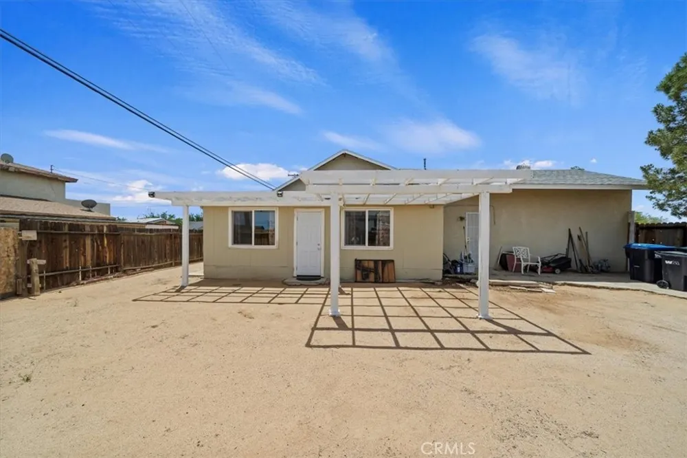 20548 Neuralia Road California City, CA 93505