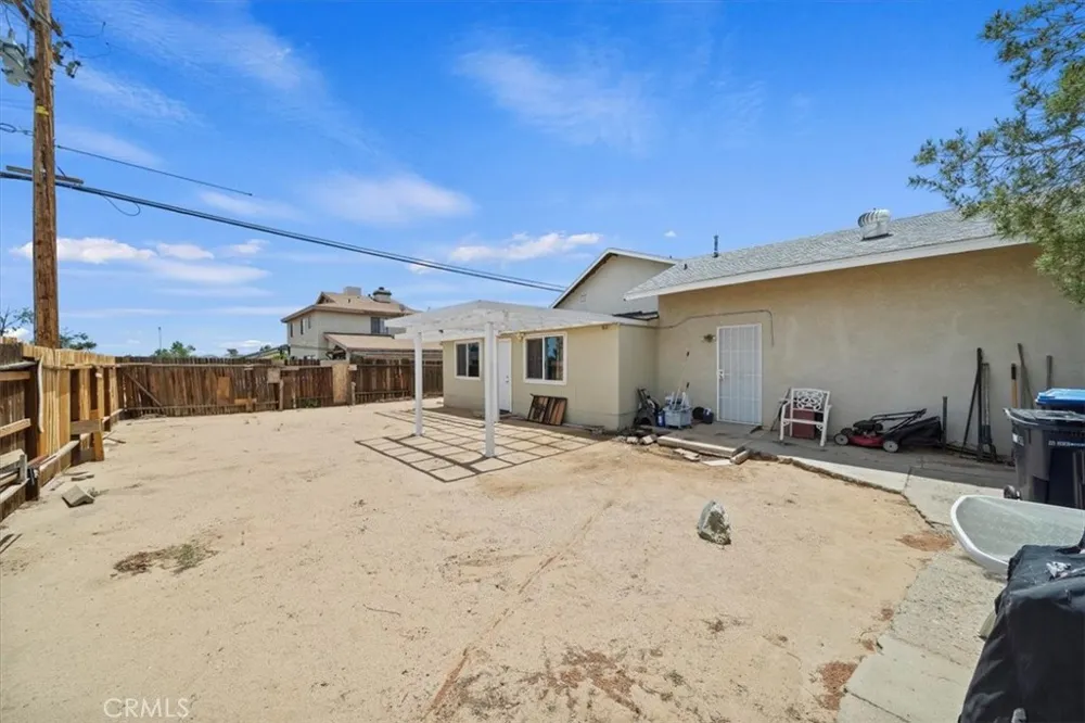 20548 Neuralia Road California City, CA 93505