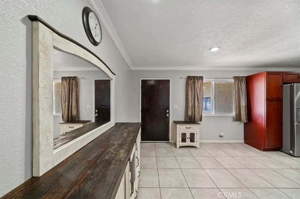 20548 Neuralia Road California City, CA 93505