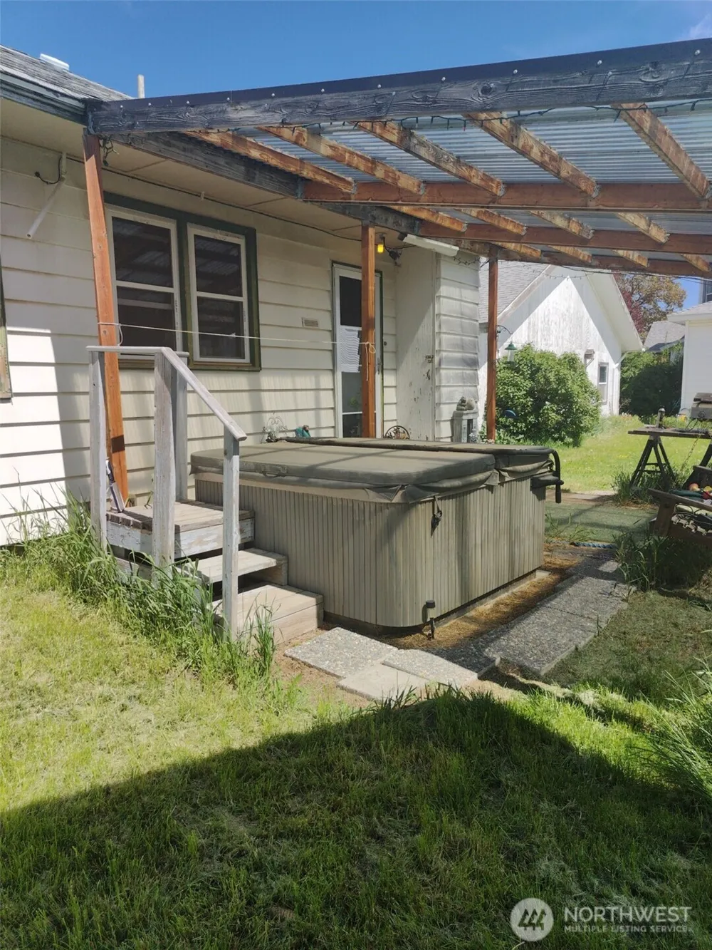 711 Washington Davenport, WA 99122