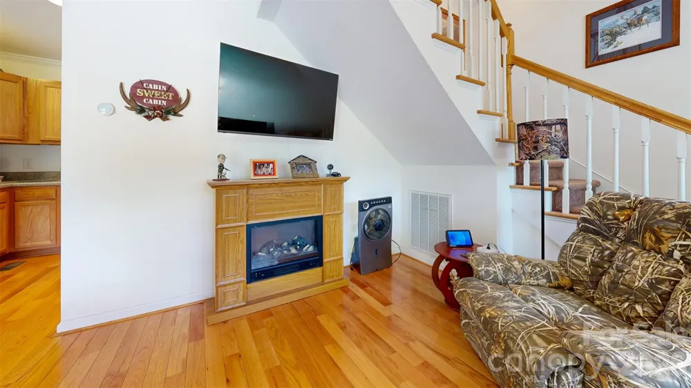 6917 Walnut Grove Church Road Hurdle Mills, NC 27541