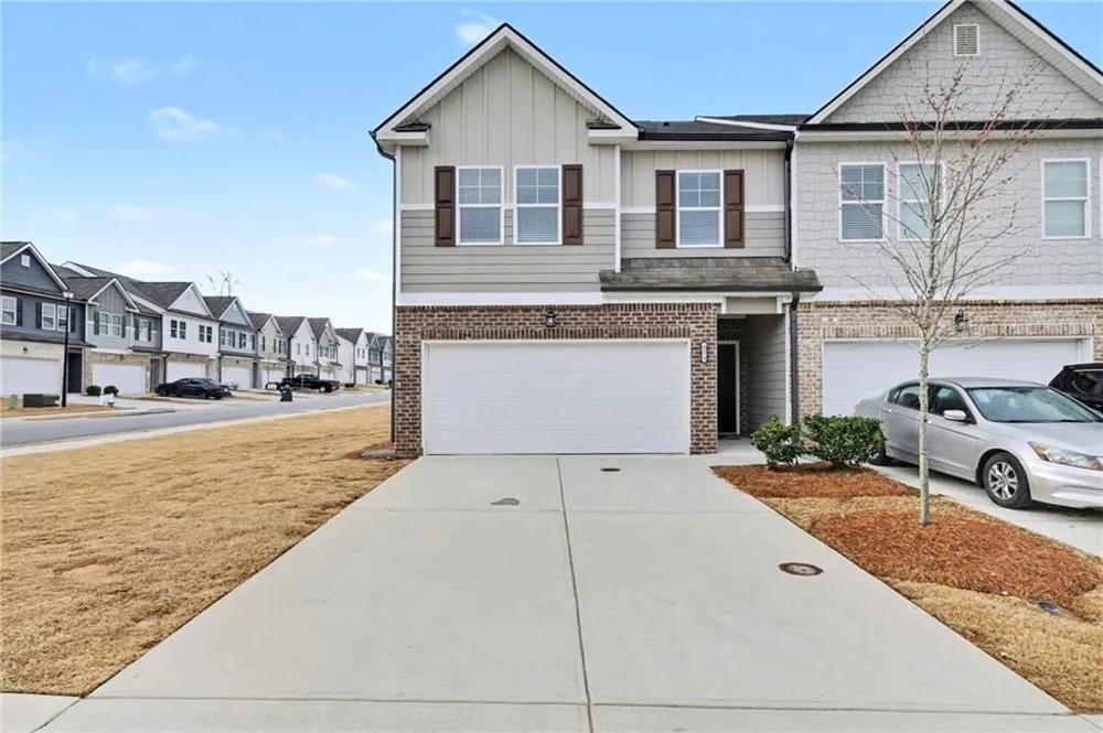 4574 Bishops Lane Oakwood, GA 30566