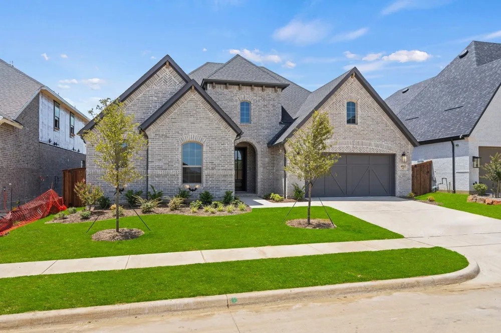 4912 Sandbrock Parkway Aubrey, TX 76227