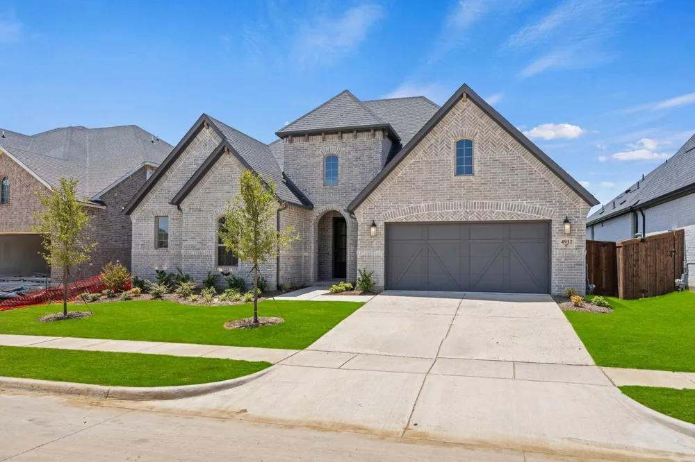 4912 Sandbrock Parkway Aubrey, TX 76227