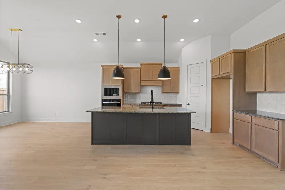 4912 Sandbrock Parkway Aubrey, TX 76227