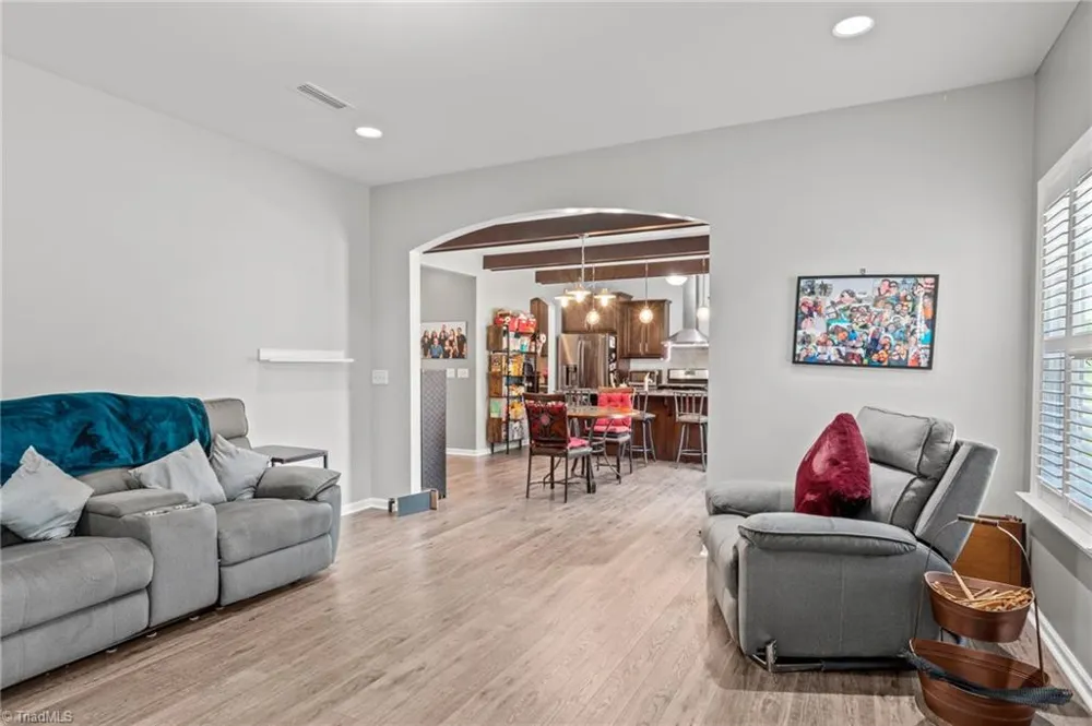 4515 Wedge Drive Pfafftown, NC 27040