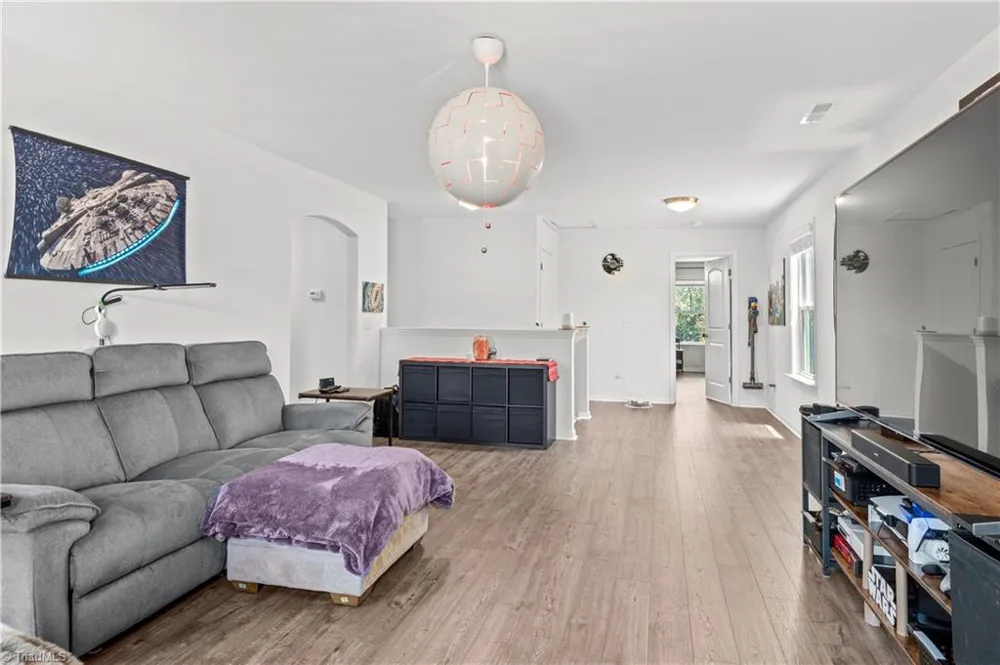 4515 Wedge Drive Pfafftown, NC 27040