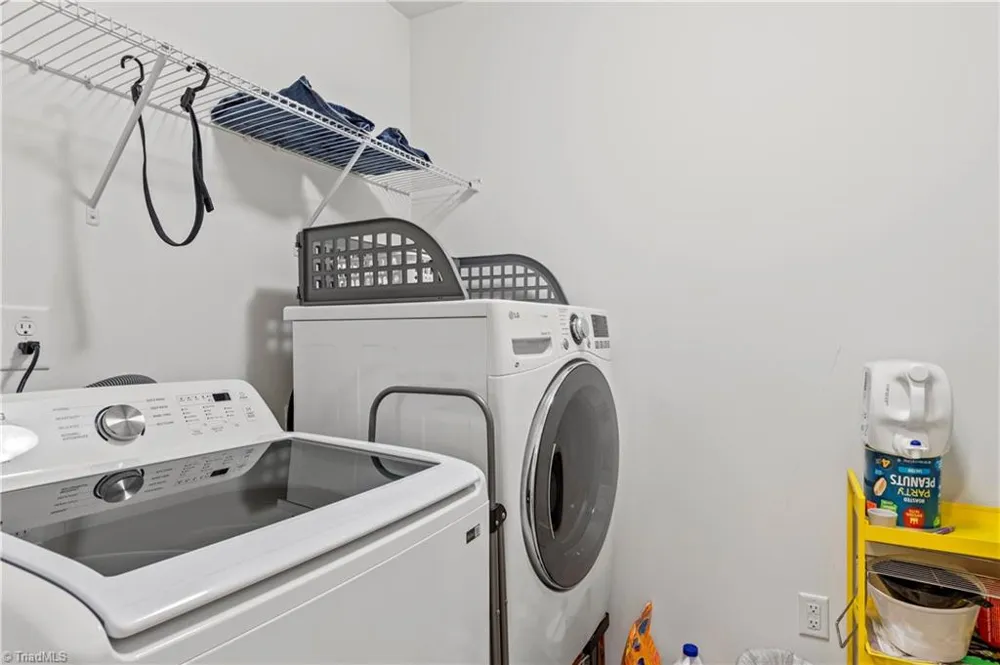 4515 Wedge Drive Pfafftown, NC 27040