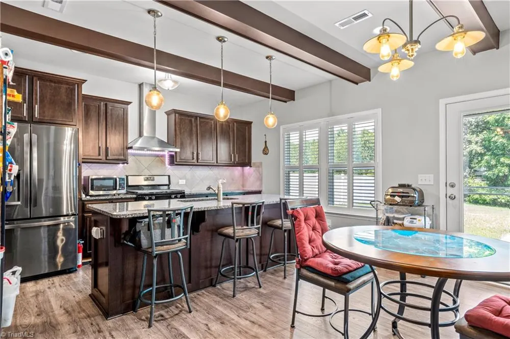 4515 Wedge Drive Pfafftown, NC 27040