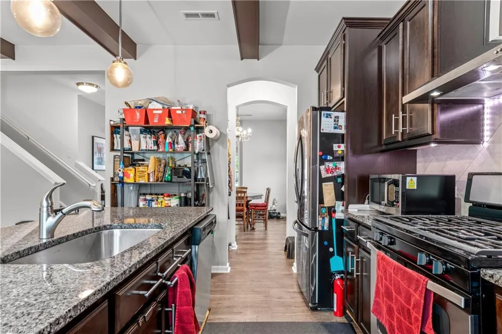 4515 Wedge Drive Pfafftown, NC 27040