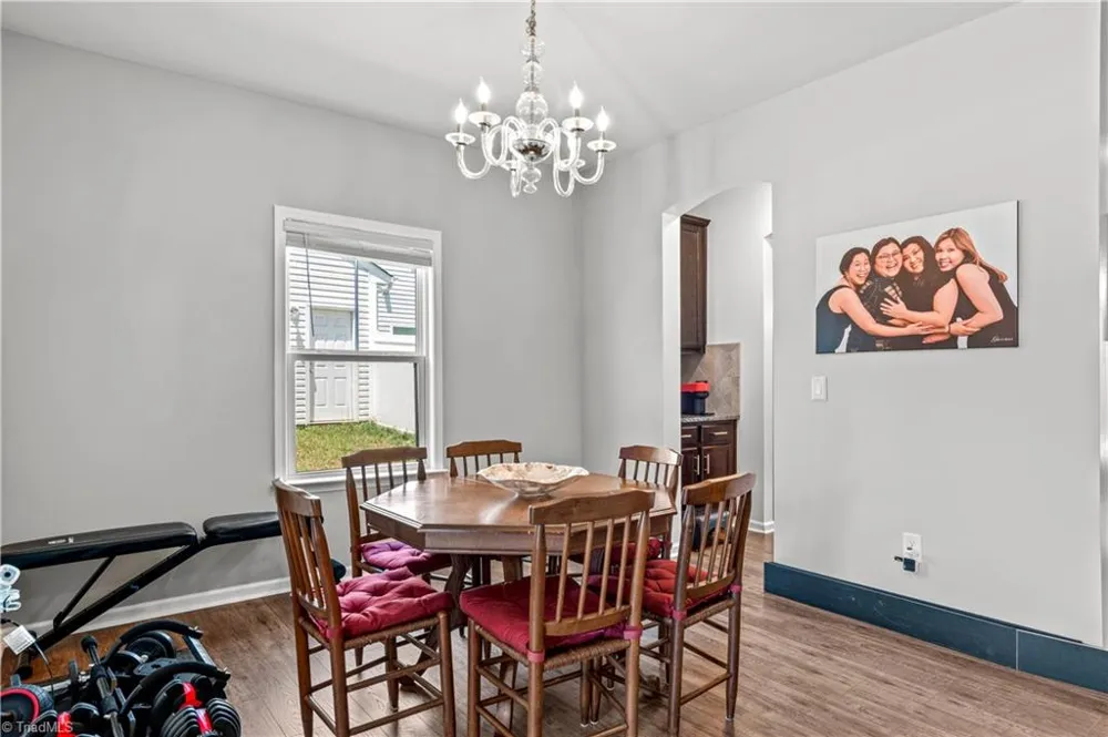 4515 Wedge Drive Pfafftown, NC 27040