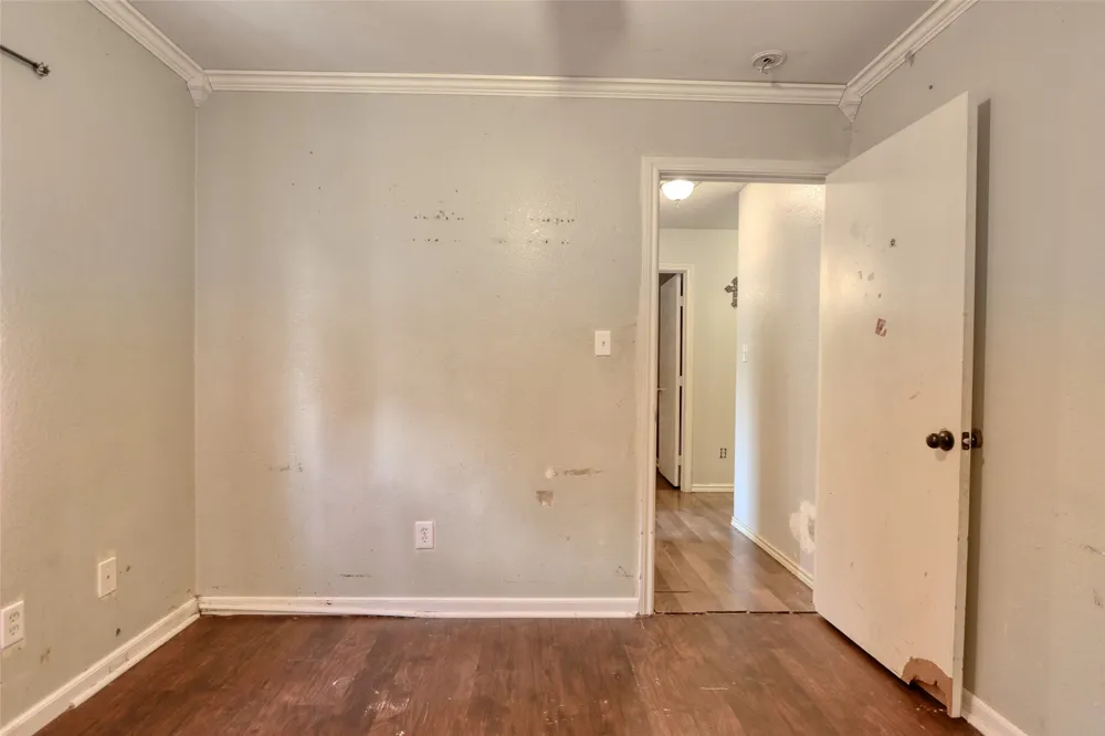 108 Wolf Lane Lacy Lakeview, TX 76705