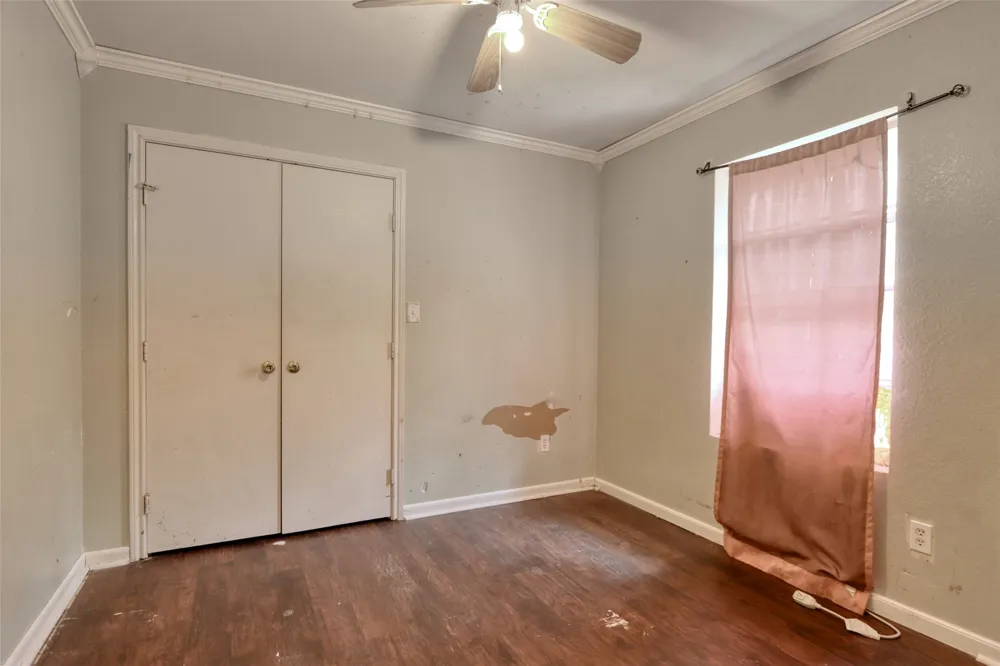 108 Wolf Lane Lacy Lakeview, TX 76705