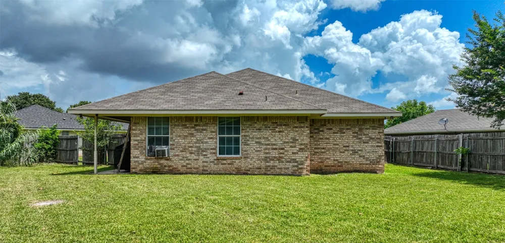 108 Wolf Lane Lacy Lakeview, TX 76705