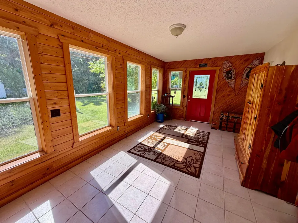 838 Noble Drive NW Baudette, MN 56623