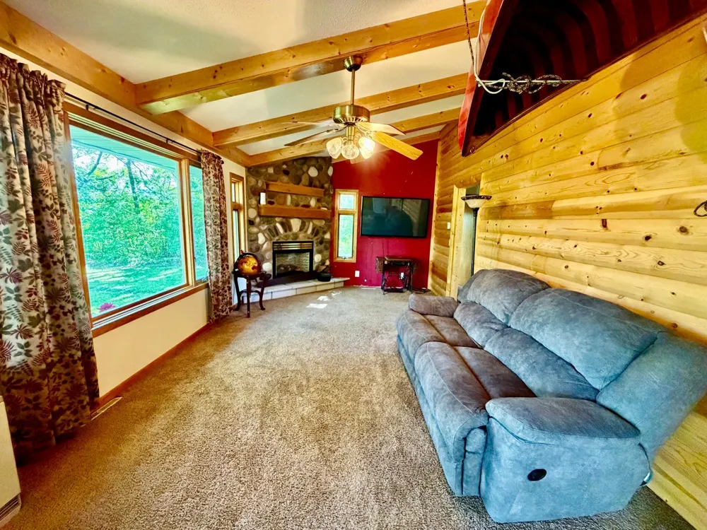 838 Noble Drive NW Baudette, MN 56623