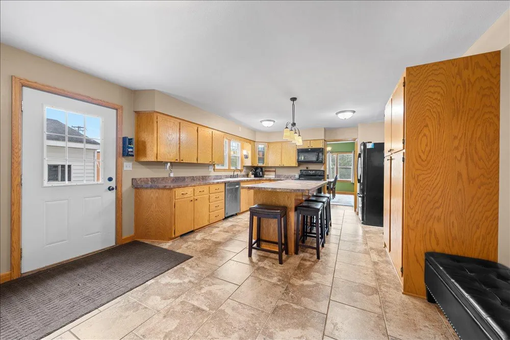 398 E Wall Street Ellsworth, WI 54011