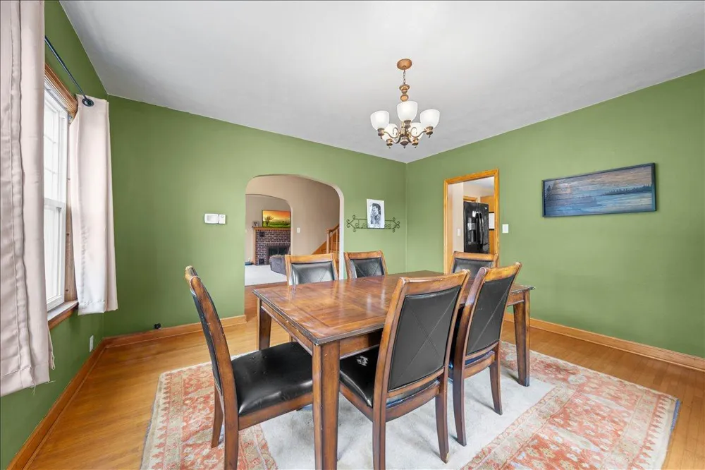 398 E Wall Street Ellsworth, WI 54011