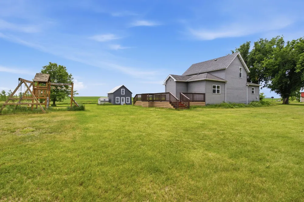 14453 880th Avenue Sacred Heart, MN 56285