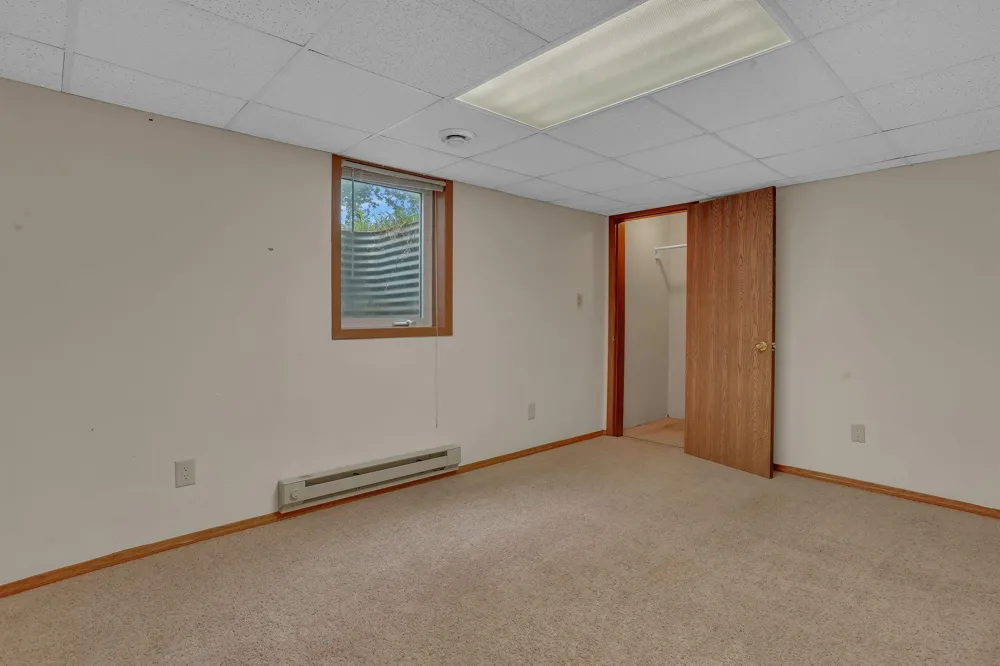 14453 880th Avenue Sacred Heart, MN 56285