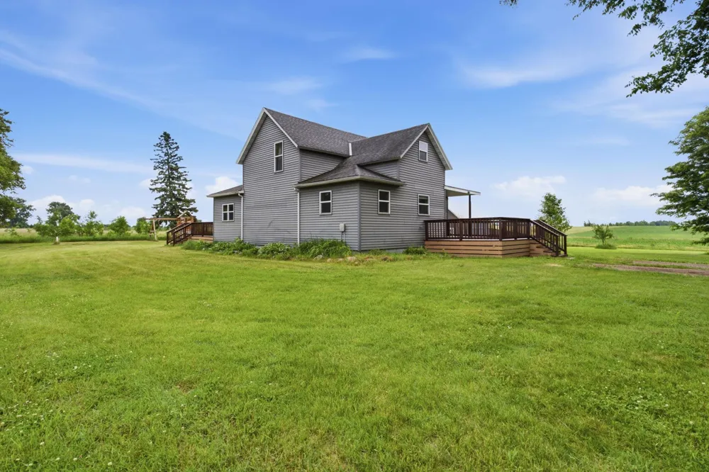 14453 880th Avenue Sacred Heart, MN 56285