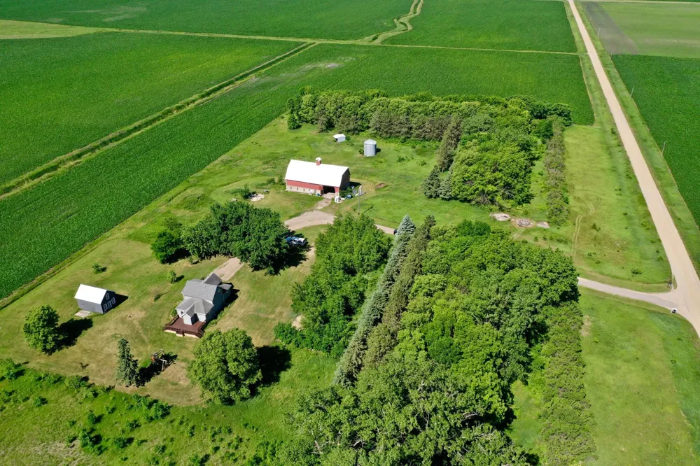 14453 880th Avenue Sacred Heart, MN 56285
