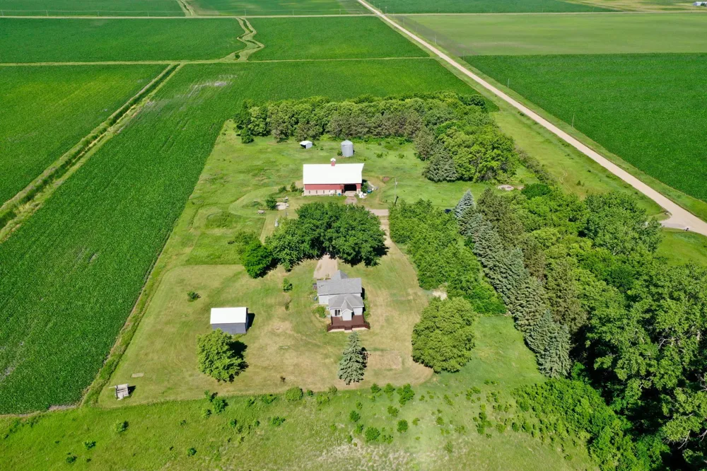 14453 880th Avenue Sacred Heart, MN 56285