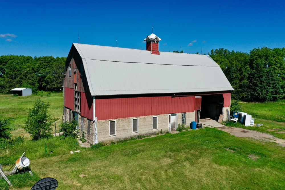 14453 880th Avenue Sacred Heart, MN 56285