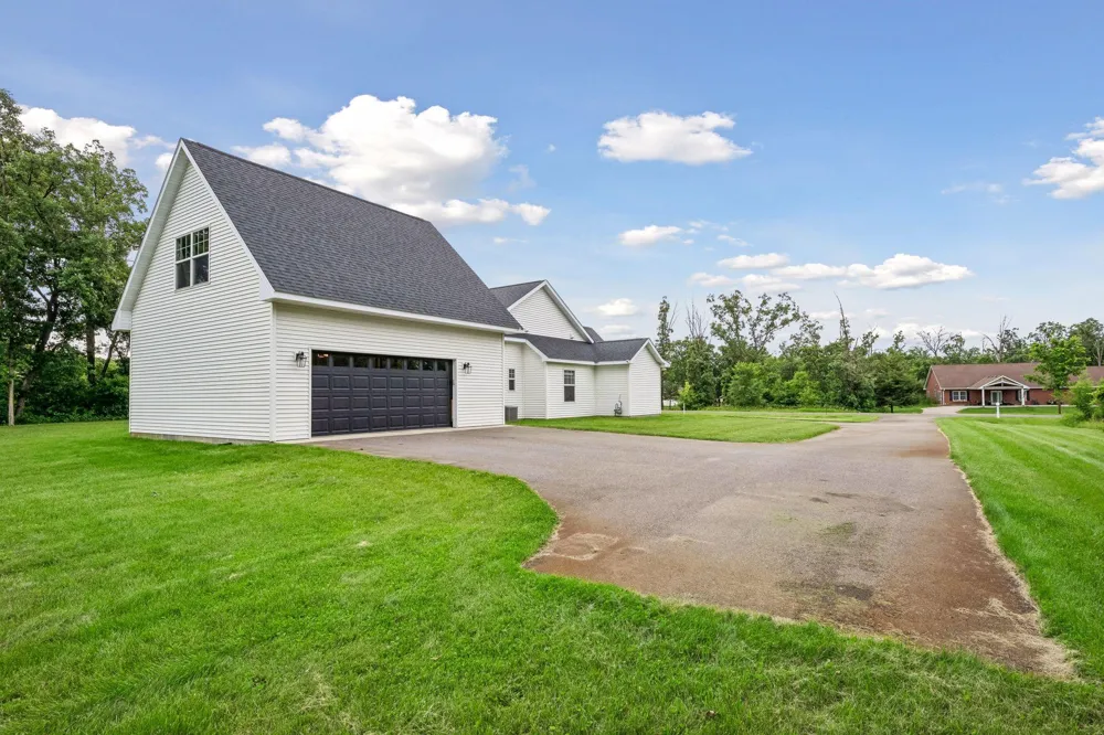 18952 247th Avenue NW Big Lake, MN 55309