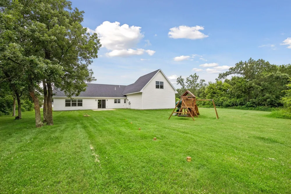 18952 247th Avenue NW Big Lake, MN 55309