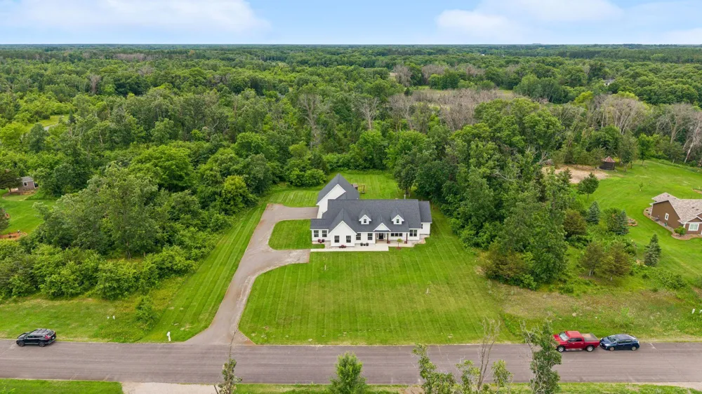 18952 247th Avenue NW Big Lake, MN 55309