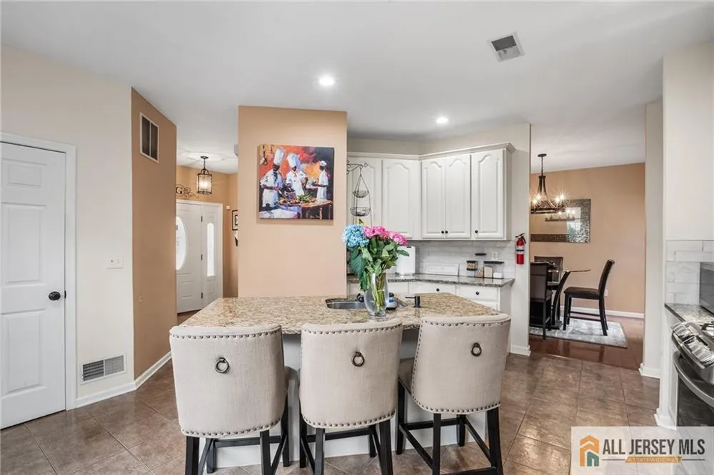 32 E Summit Avenue Sewaren, NJ 07077