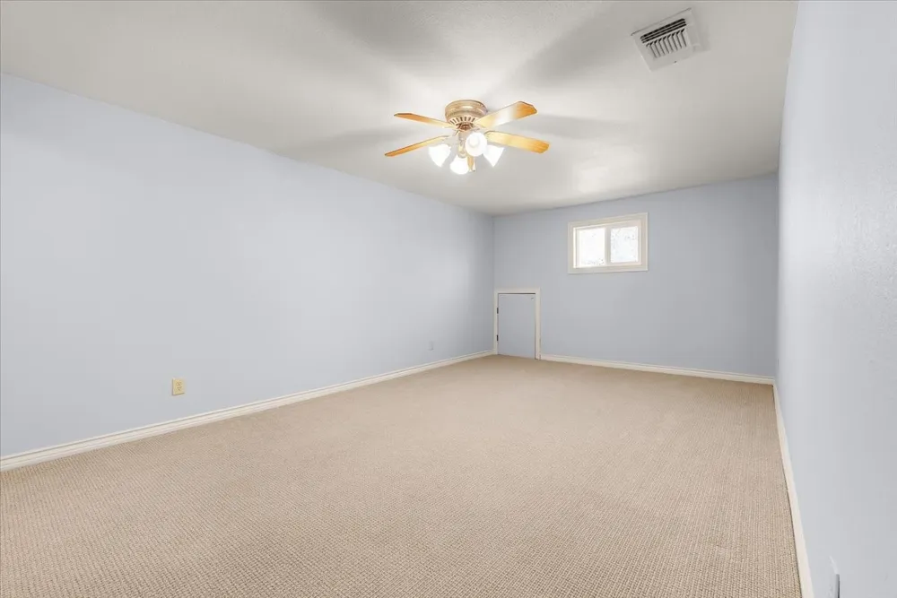 8248 Meadowbrook Drive Fort Worth, TX 76120