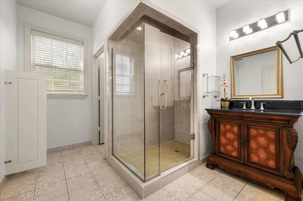 8248 Meadowbrook Drive Fort Worth, TX 76120