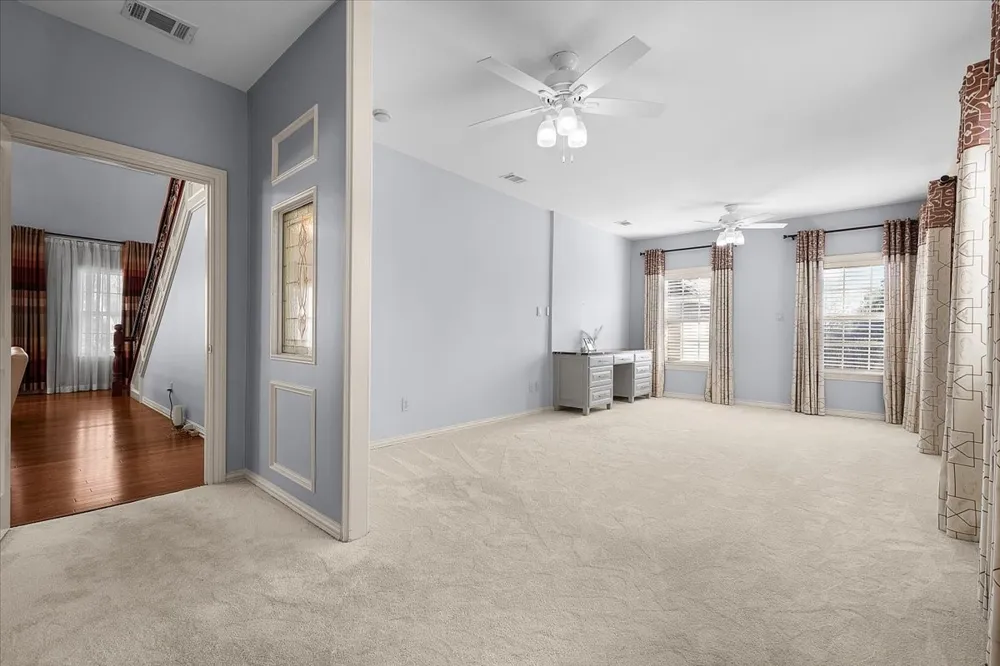 8248 Meadowbrook Drive Fort Worth, TX 76120